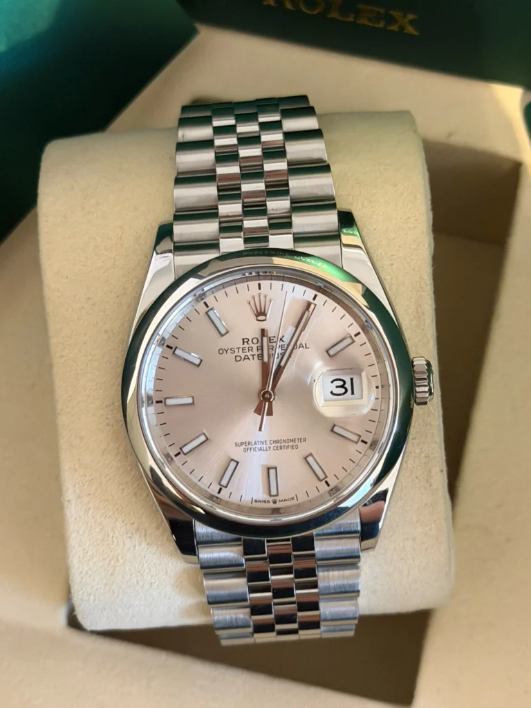 Rolex Datejust 36 126200, photo from a listing on Watchport